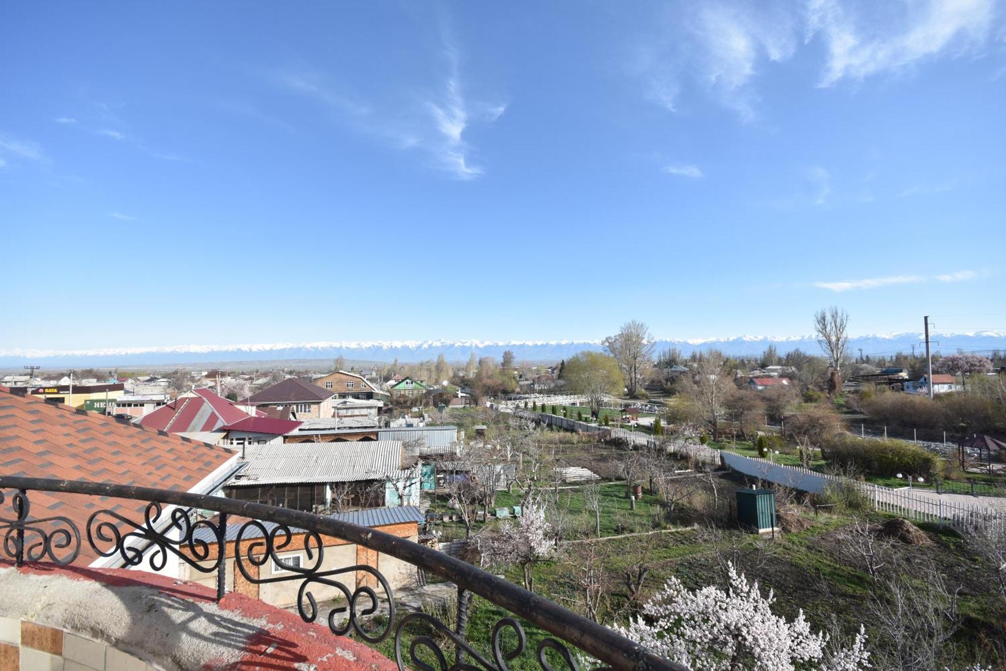 Riverside Karakol Exterior photo
